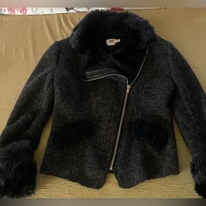 Soft comfortable jacket very stylish great to have it’s like a heavy sweater